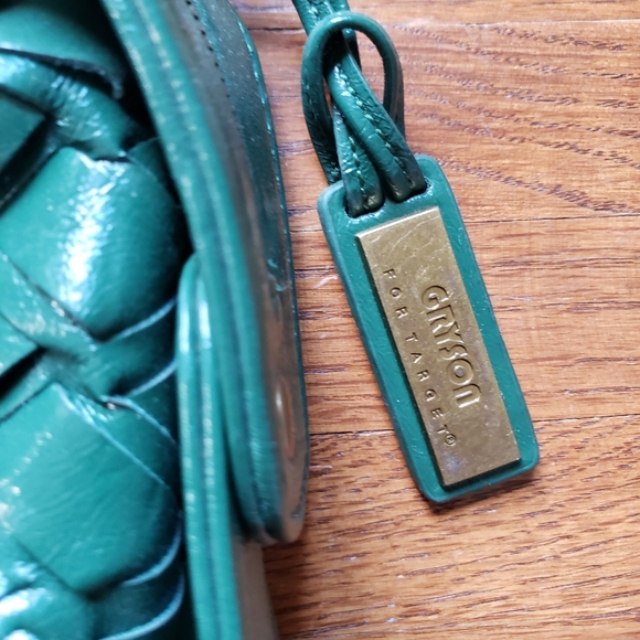 Gryson for Target | Green Patent Leather Woven Handbag - Picture 3 of 9